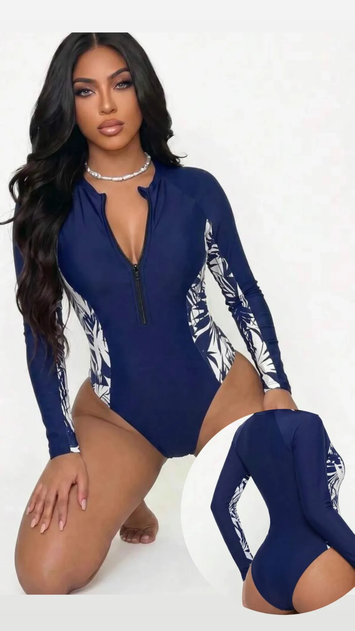 Traje de baño ML azul con detalles blancos